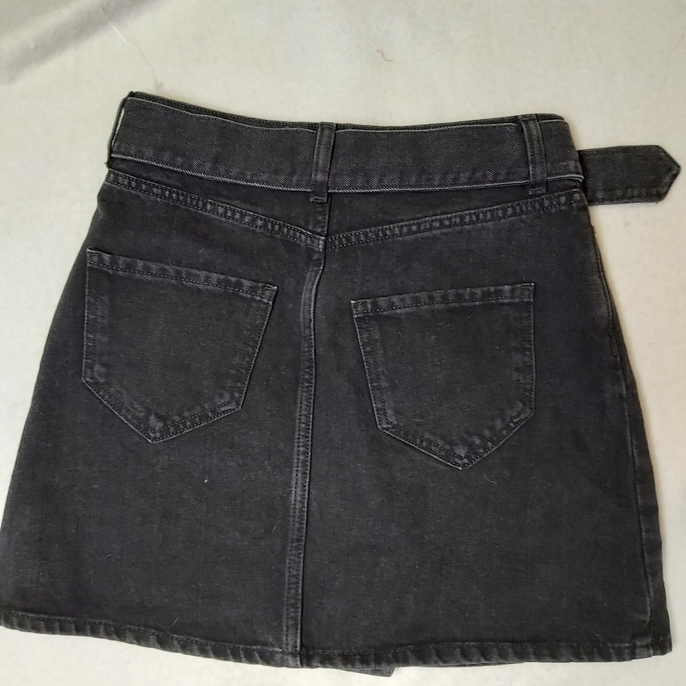 𝅺DENIM &‎ Co Denim Belted Mini Skirt - Picture 2 of 7